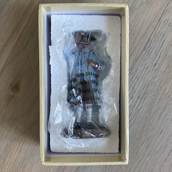 Williamsburg Governor's Footman - Lang and Wise - Picture 5 of 9